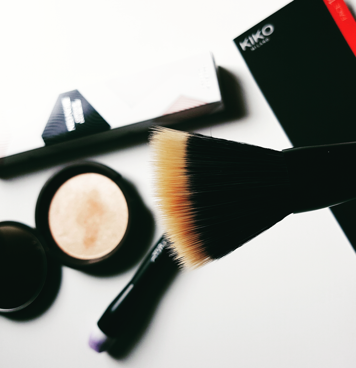 Kiko brushes aanraders?Review Kiko Milano Neo Noir Contour Duo Brush